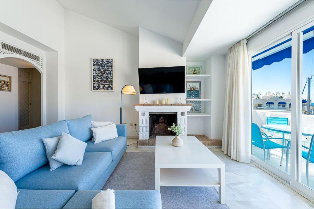 Puerto De Benalmadena Apartamento Vacacional Con Vistas Al Mar Y Yates Tres Habitaciones 2 Banos Eksteriør billede