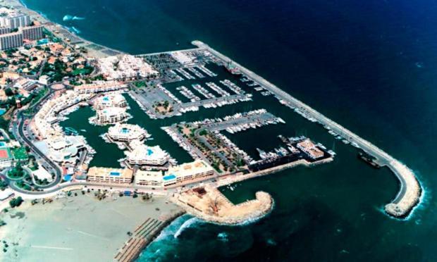 Puerto De Benalmadena Apartamento Vacacional Con Vistas Al Mar Y Yates Tres Habitaciones 2 Banos Eksteriør billede