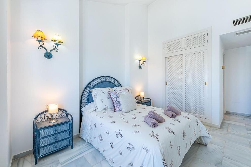 Puerto De Benalmadena Apartamento Vacacional Con Vistas Al Mar Y Yates Tres Habitaciones 2 Banos Eksteriør billede